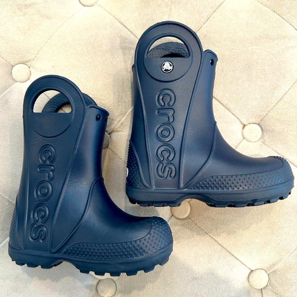 CROCS Kids’ Handle It Rain Boots Navy Blue